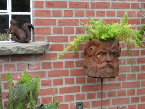 Schwerer blumentopf 2 - blumentopf,,