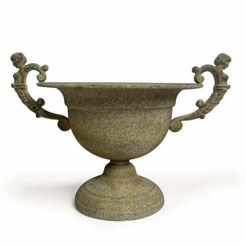 Metallvase mit standfuß - mit,
